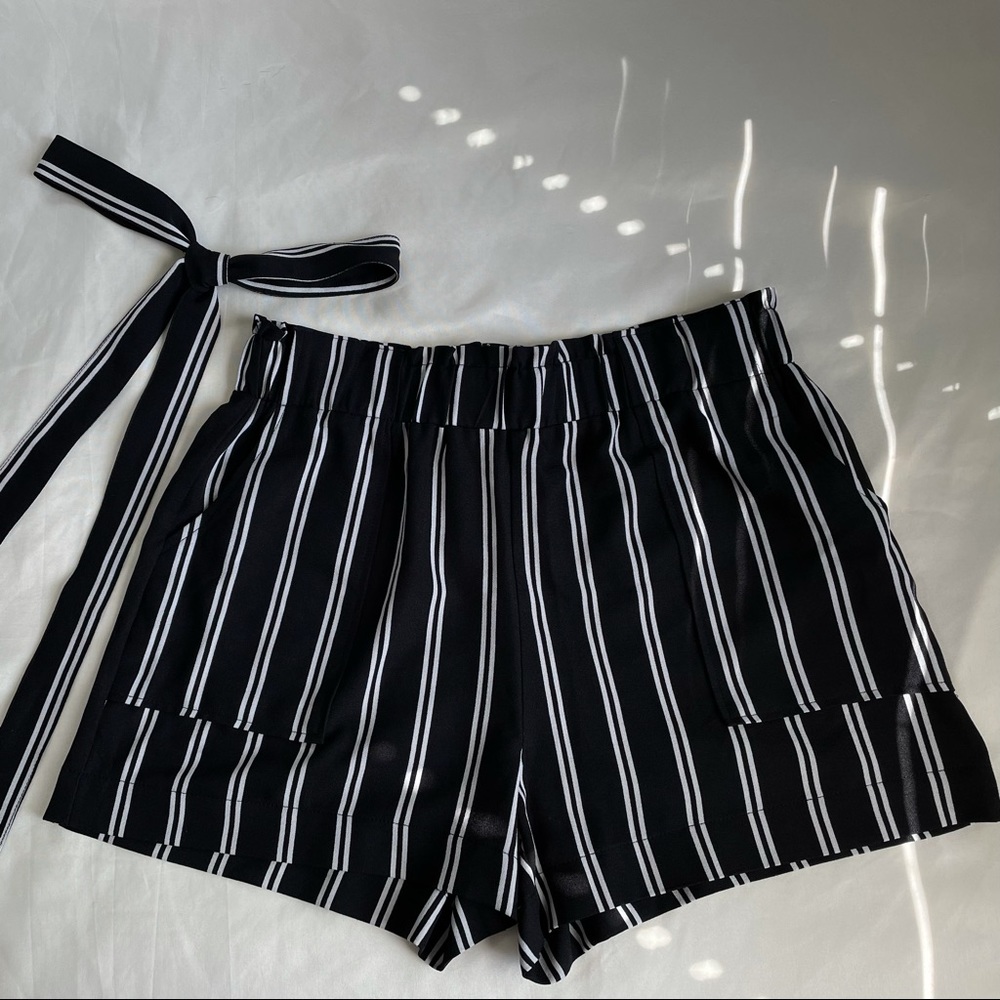 CI SONO| SHORTS